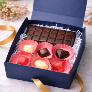 ხელნაკეთი შოკოლადი / Handmade Chocolate 220გრ